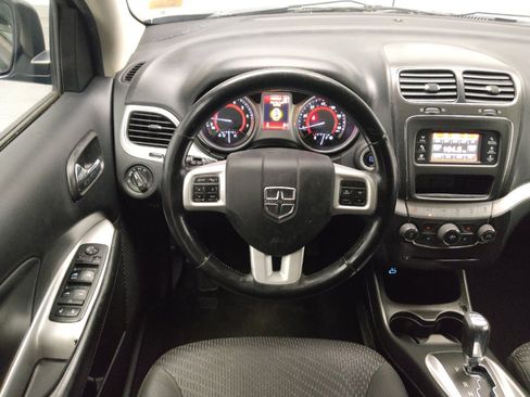 Used 2017 Dodge Journey SXT FWD image 22