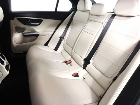 Used 2022 Mercedes-Benz C 300 Sedan image 31