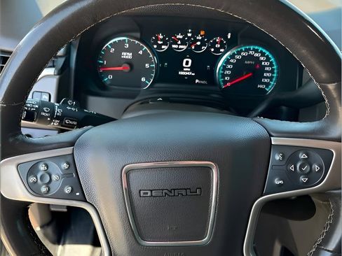 Used 2019 GMC Yukon XL Denali w/ Open Road Package AWD/4WD image 17