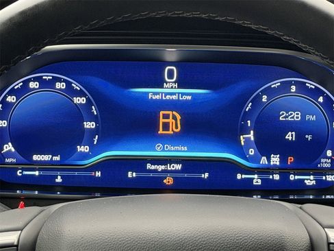 Used 2024 Chevrolet Tahoe Z71 w/ Luxury Package image 15