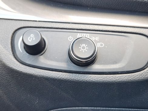 Used 2017 Buick Encore Preferred image 23