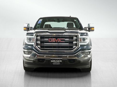 Used 2018 GMC Sierra 1500 SLT w/ SLT Premium Package AWD/4WD image 8