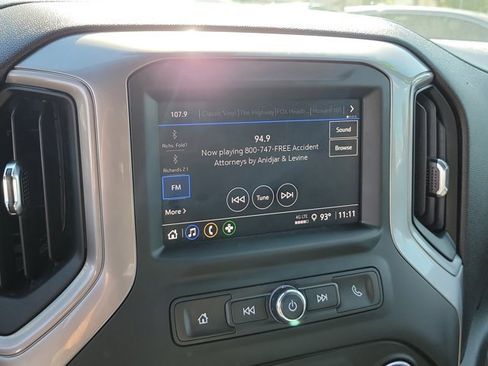 Used 2022 Chevrolet Silverado 1500 Custom image 28