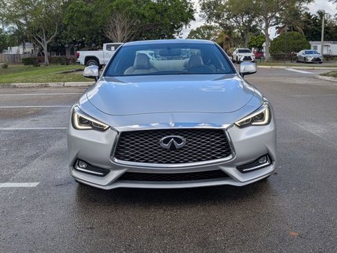 Used 2018 INFINITI Q60 3.0t Luxe image 2