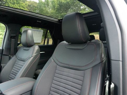 New 2026 Ford Explorer ST-Line AWD/4WD image 22