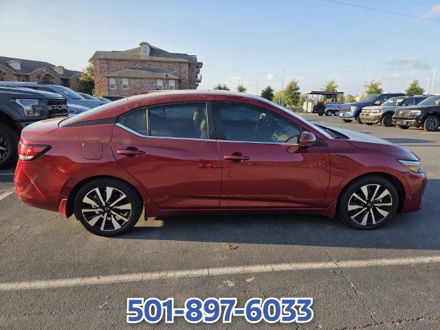 Used 2025 Nissan Sentra SV w/ SV Premium Package FWD image 4