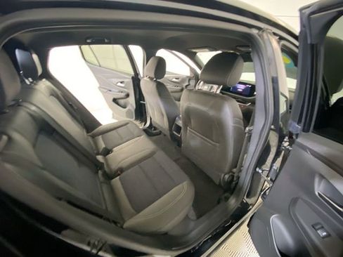 Used 2024 Buick Envista Preferred w/ Convenience I Package image 32