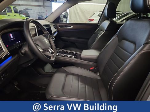 Used 2024 Volkswagen Atlas SEL AWD/4WD image 15