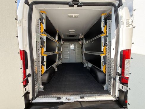 Used 2021 RAM ProMaster 2500 w/ Interior LED Lighting Group FWD image 9