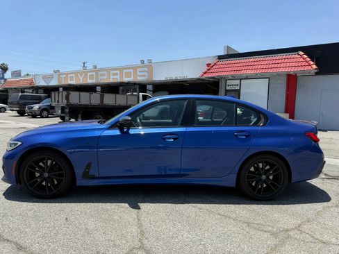 Used 2019 BMW 330i xDrive Sedan w/ M Sport Package AWD/4WD image 4