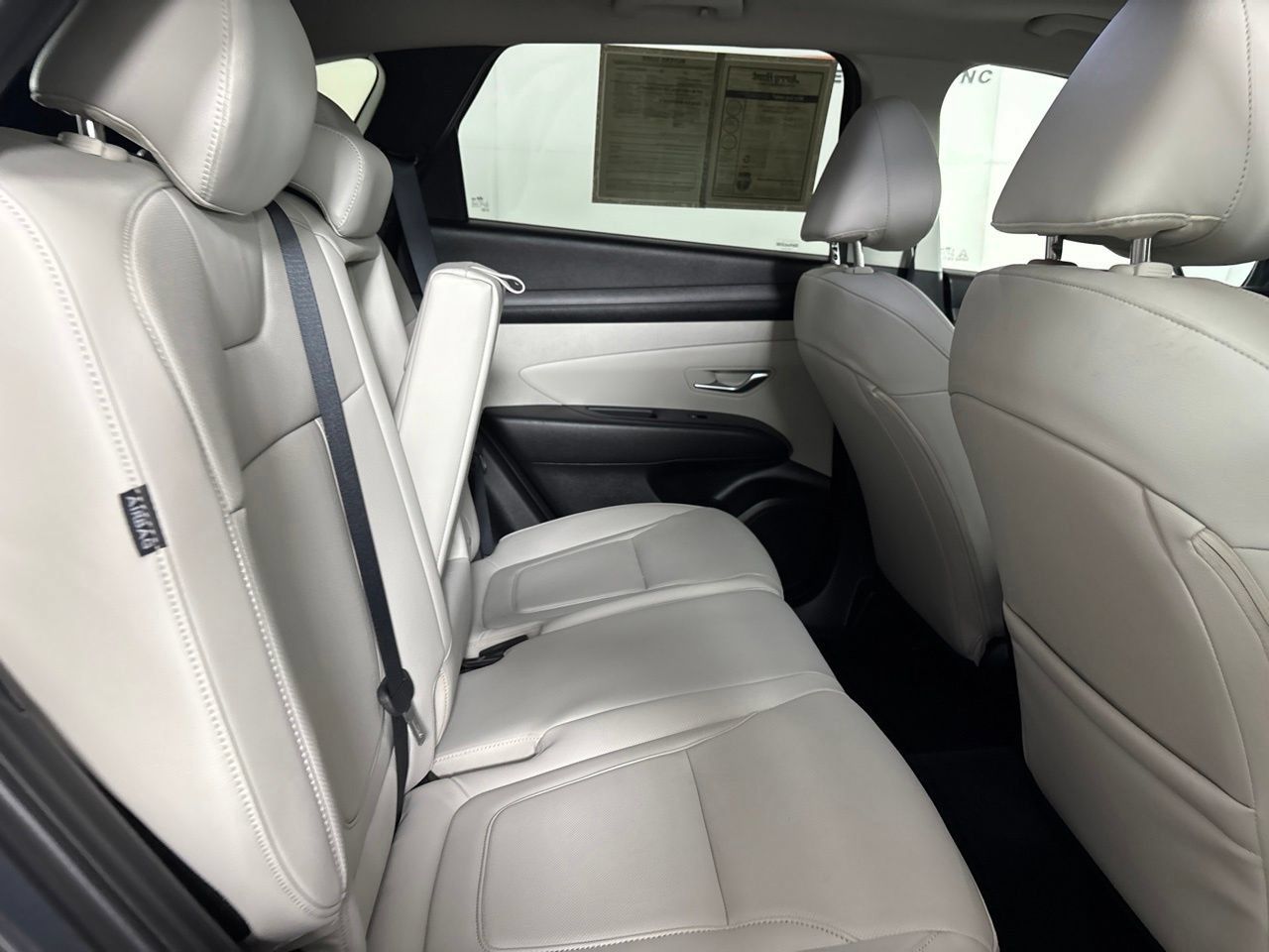 Used 2025 Hyundai Tucson SEL FWD image 30