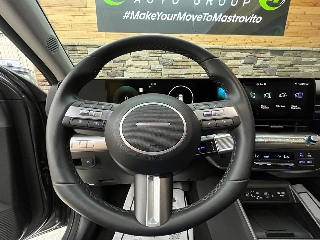 Used 2026 Hyundai Kona SEL Premium AWD/4WD image 32