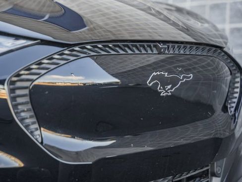 Certified 2025 Ford Mustang Mach-E Select w/ Comfort Package Lite image 14