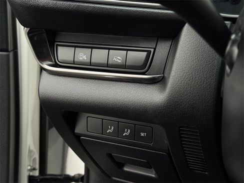 Used 2025 MAZDA CX-30 AWD 2.5 S w/ Preferred Package image 30