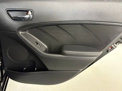 Used 2016 Kia Forte LX image 33