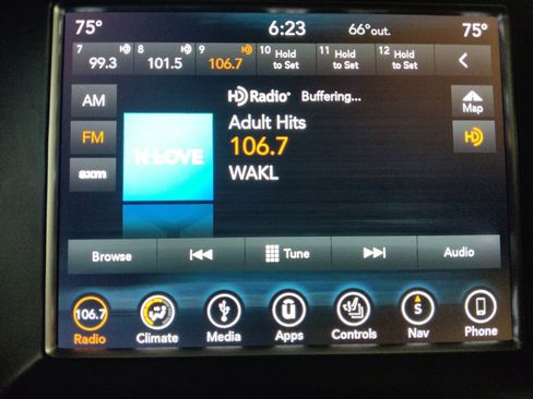 Used 2018 Jeep Grand Cherokee Laredo RWD image 25