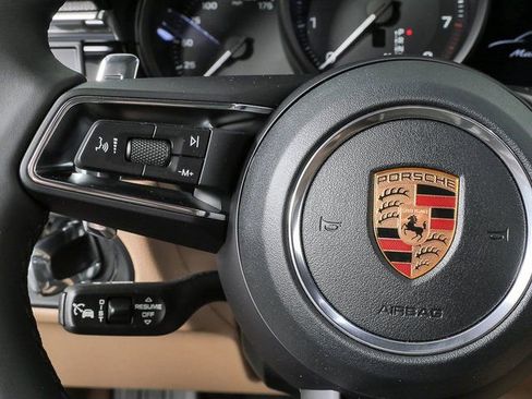 New 2026 Porsche Macan AWD image 11