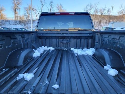 Used 2023 Chevrolet Silverado 2500 Custom w/ Custom Convenience Package image 11