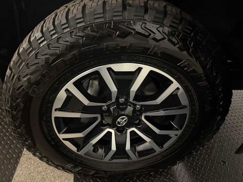 Certified 2023 Toyota Tacoma TRD Sport image 12