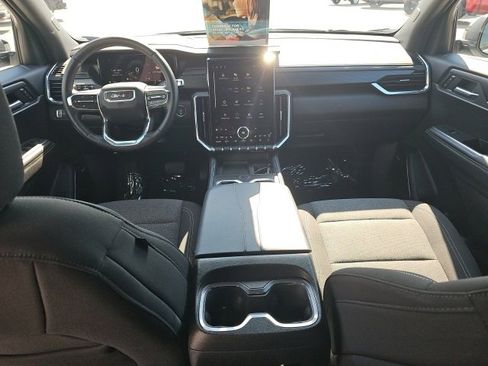 Certified 2025 GMC Acadia Elevation image 12