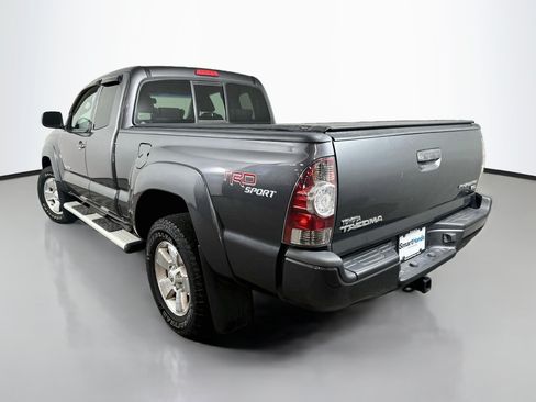 Used 2011 Toyota Tacoma PreRunner w/ TRD Sport Pkg RWD image 5