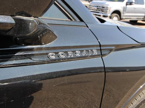 Used 2024 Lincoln Corsair Reserve w/ Equipment Group 202A AWD/4WD image 11