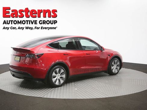 Used 2022 Tesla Model Y Long Range image 36