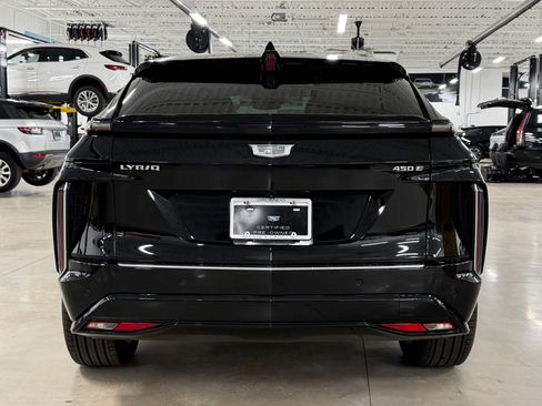 Certified 2024 Cadillac Lyriq Tech RWD image 10