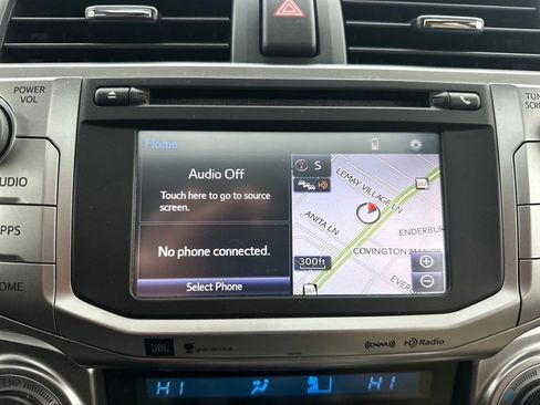 Used 2018 Toyota 4Runner Limited image 19