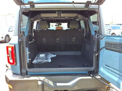 Used 2023 Ford Bronco Outer Banks w/ Sasquatch Package AWD/4WD image 19