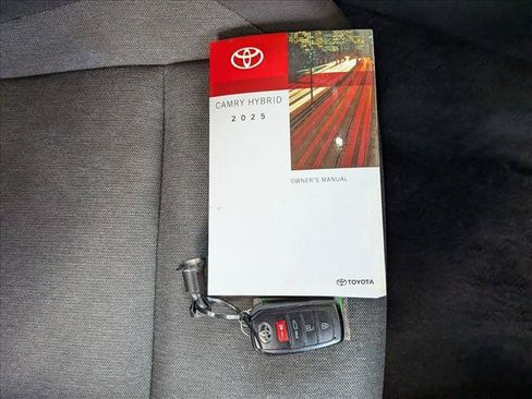 Certified 2025 Toyota Camry LE FWD image 22