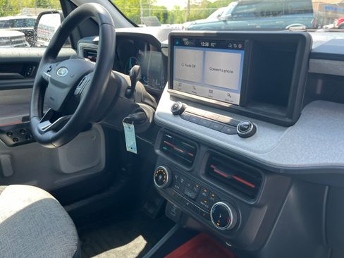 Used 2024 Ford Maverick XLT w/ XLT Luxury Package FWD image 13