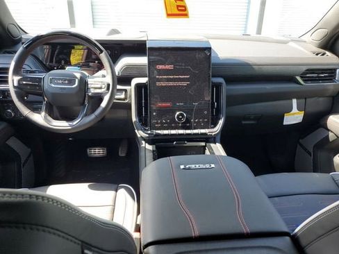 New 2026 GMC Yukon XL AT4 Ultimate AWD/4WD image 12