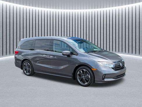 Certified 2024 Honda Odyssey Elite image 2