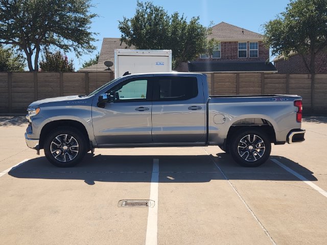 Used 2025 Chevrolet Silverado 1500 LT AWD/4WD image 12