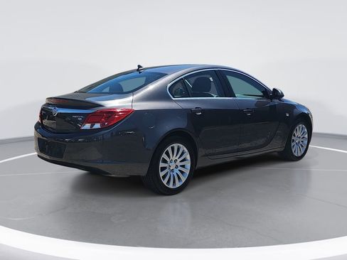 Used 2011 Buick Regal CXL FWD image 3