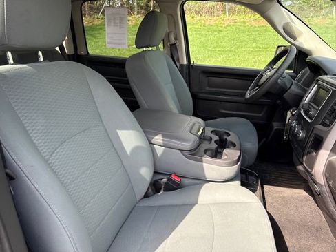 Used 2017 RAM 1500 Express w/ Black Ram 1500 Express Group AWD/4WD image 13