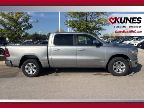 Used 2024 RAM 1500 Laramie image 4