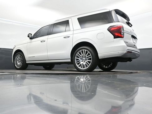 Used 2022 Ford Expedition Max Platinum image 42