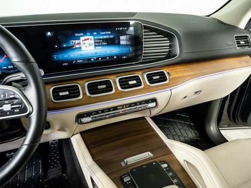 Used 2023 Mercedes-Benz GLS 450 GLS 450 image 13