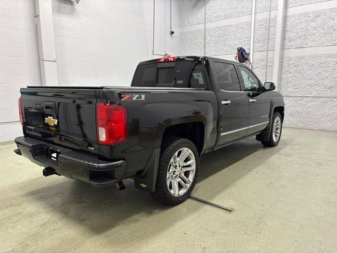 Used 2018 Chevrolet Silverado 1500 LTZ Z71 w/ LTZ Plus Package AWD/4WD image 4