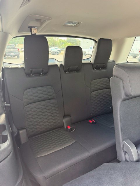 Used 2024 Nissan Pathfinder SV FWD image 26