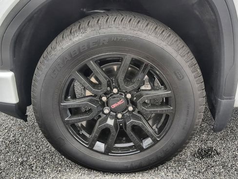 Used 2025 GMC Sierra 1500 Elevation AWD/4WD image 32