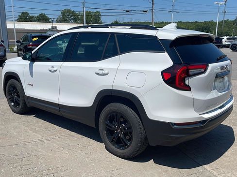 Used 2023 GMC Terrain AT4 AWD/4WD image 6