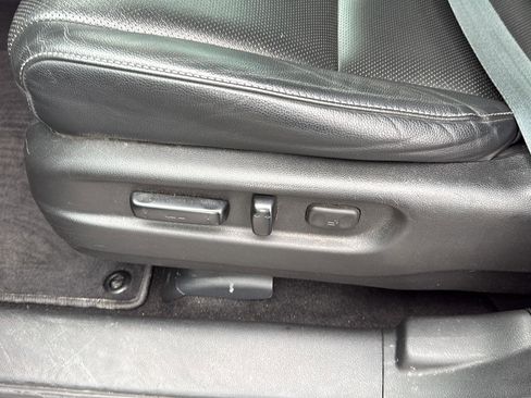 Used 2017 Honda Ridgeline RTL-E image 17