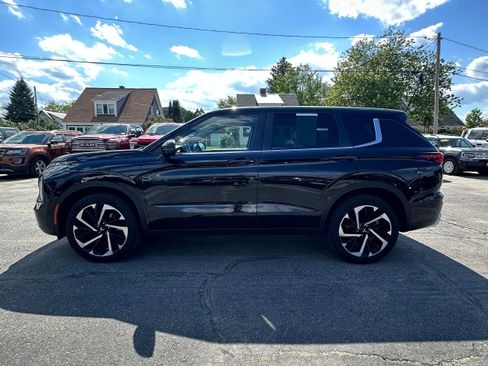 Used 2022 Mitsubishi Outlander SE AWD/4WD image 6