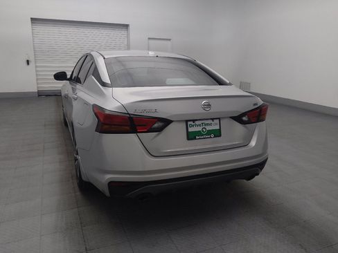 Used 2019 Nissan Altima 2.5 SR w/ SR Premium Package FWD image 6