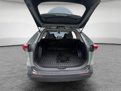 Used 2021 Toyota RAV4 XLE image 23