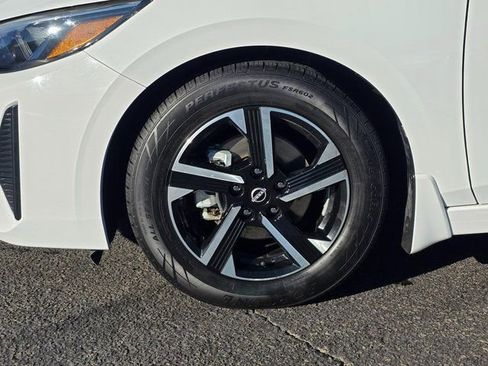 Used 2024 Nissan Sentra SV image 6