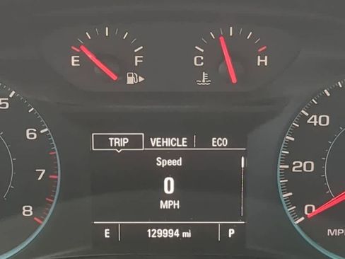 Used 2019 Chevrolet Malibu LT FWD image 29